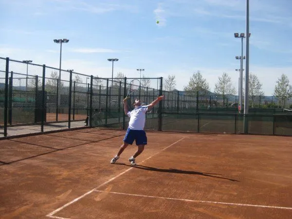 Accentennis Cornellà De Llobregat - centro deportivo en Cornellà de Llobregat