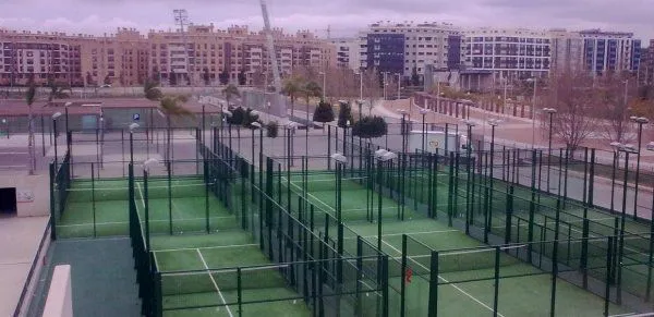 Aqa Parc Central Valencia - centro deportivo en Torrent