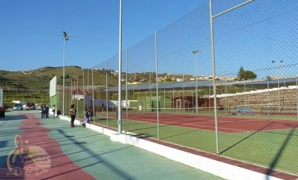 Asociación De Tenis Y Padel Ferrara - centro deportivo en Torrox