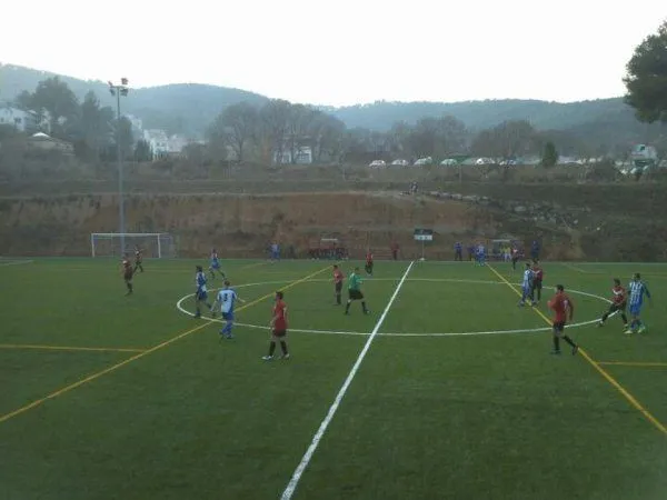 Campo De Futbol Olivella - centro deportivo en Olivella