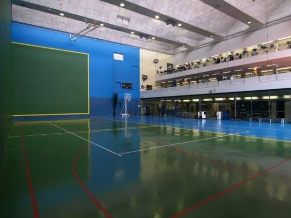 Centre Esportiu Municipal Frontó Colom - centro deportivo en Barcelona
