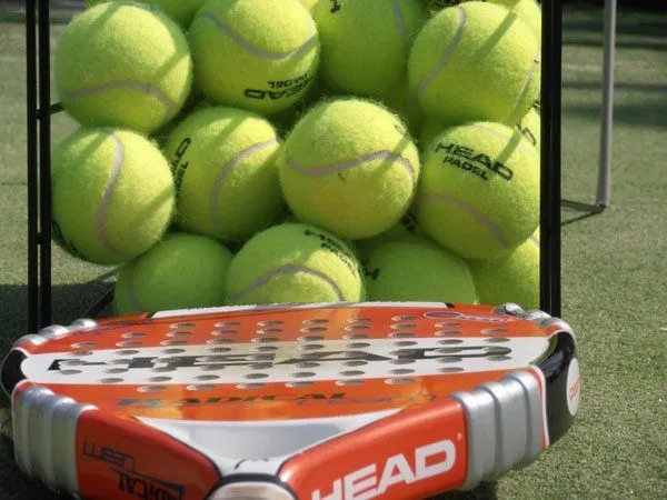 Centro Deportivo J10 - centro deportivo en Huesca