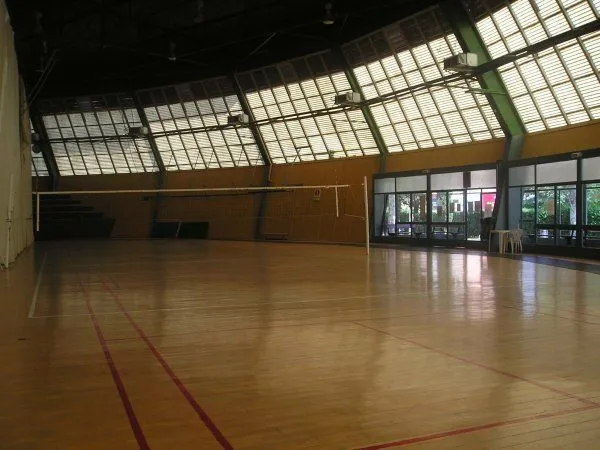 Centro Deportivo Municipal Aluche - centro deportivo en Madrid