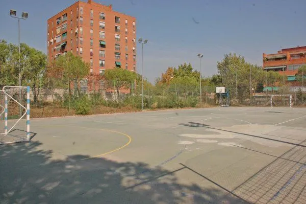 Centro Deportivo Municipal Orcasur - centro deportivo en Madrid