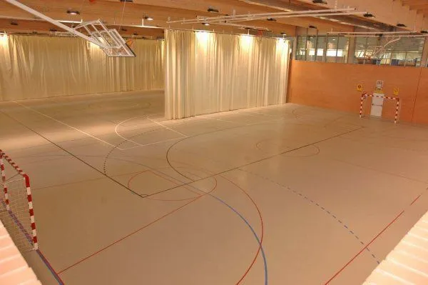 Centro Deportivo Municipal Valdebernardo - centro deportivo en Madrid