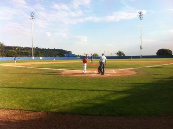 Club De Beisbol Barcelona - centro deportivo en Barcelona
