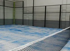 Club De Padel Reus - centro deportivo en Reus