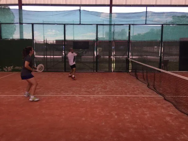 Club De Raqueta Las Merindades - centro deportivo en Medina de Pomar
