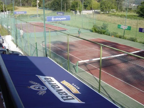 Club De Tenis A Pedralba - centro deportivo en Bergondo