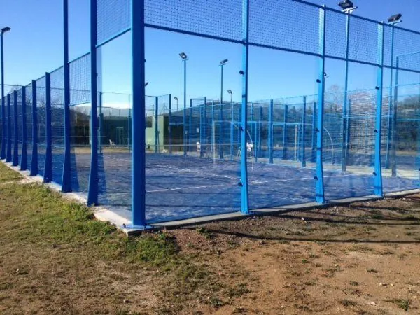 Club De Tennis De Begues - centro deportivo en Begues