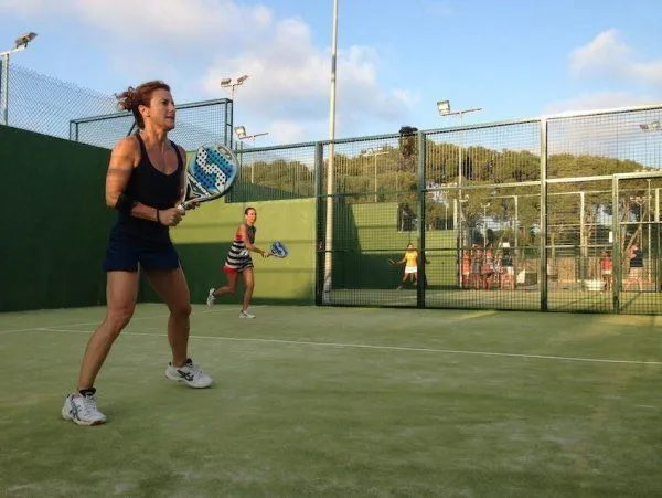 Club Deportivo Puerto Rey - centro deportivo en Vera