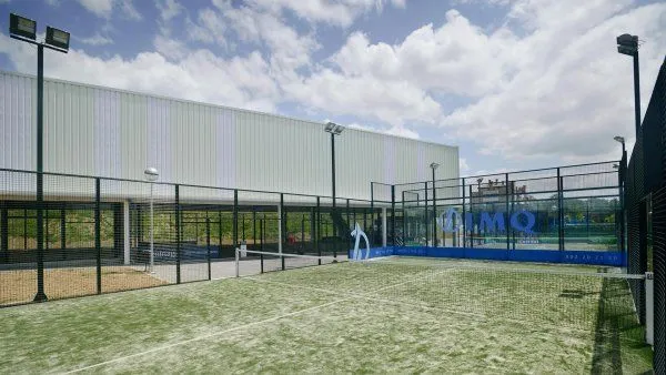 Club Landabarri - centro deportivo en Derio