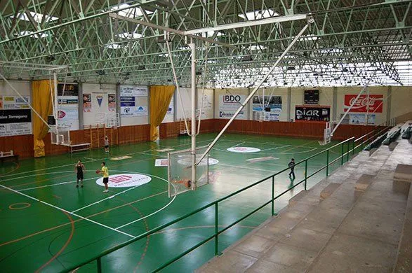 Club Natació Reus Ploms - centro deportivo en Reus