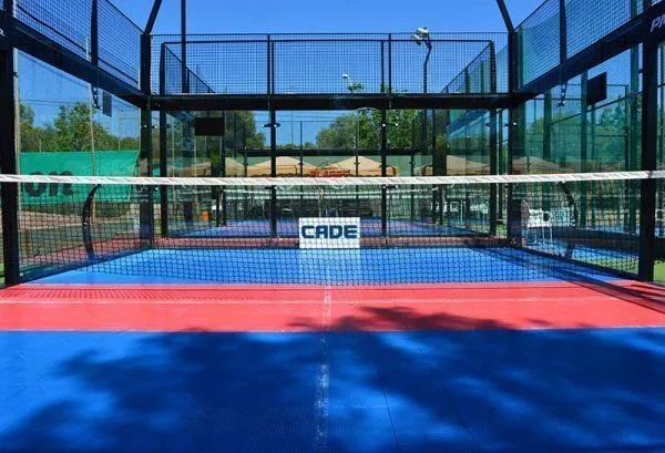 Club Sports Tennis & Padel Cunit - centro deportivo en Cunit