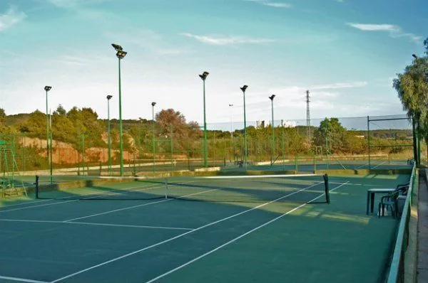 Club Tennis Ribes (sant Pere) - centro deportivo en Sant Pere de Ribes