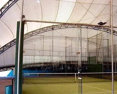 Club Villa Padel Madrid - centro deportivo en Villaviciosa de Odón