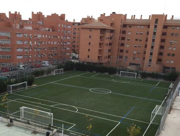 Colegio Internacional J. H. Newman - centro deportivo en Madrid