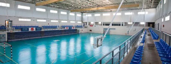 Complejo Deportivo Municipal Distrito 6 Los ángeles - Supera - centro deportivo en Almería
