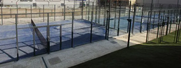 Complejo Deportivo Supera La Fuensanta - centro deportivo en Móstoles