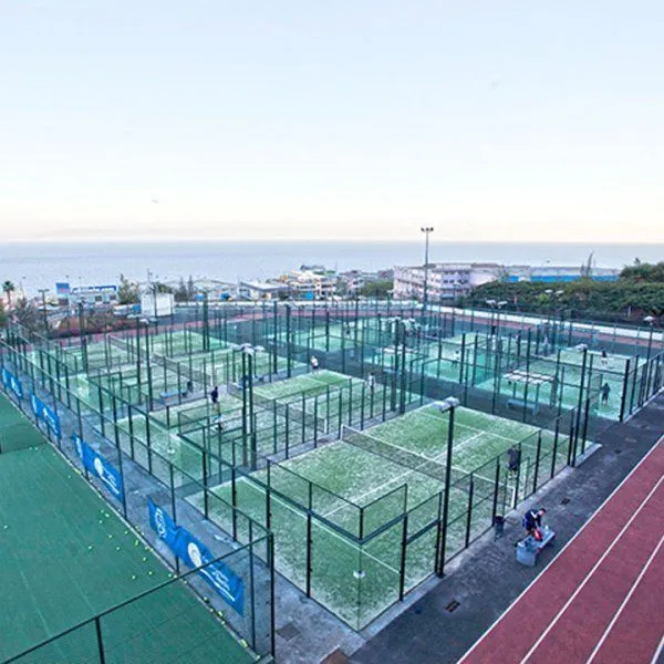 Complejo Deportivo Tenerife Santa Cruz Ofra - centro deportivo en Santa Cruz de Tenerife