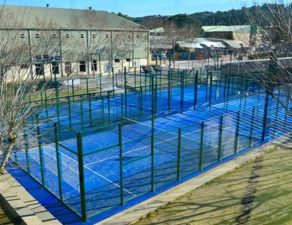 Complex Esportiu Emd Valldoreix - centro deportivo en Sant Cugat del Vallés