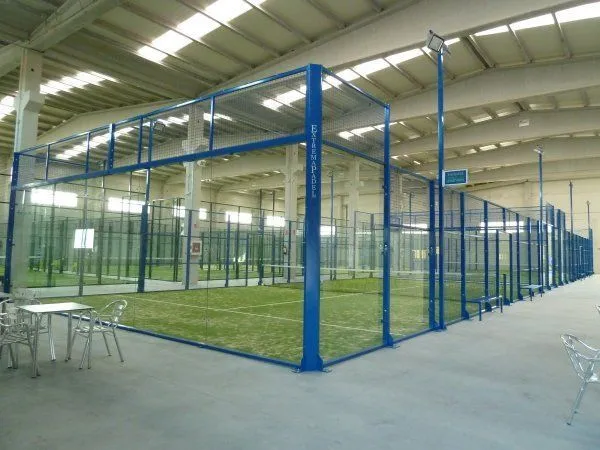 Crosspadel Sigüeiro - centro deportivo en Oroso