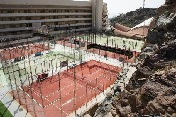 Deportes 216 - centro deportivo en San Bartolomé de Tirajana