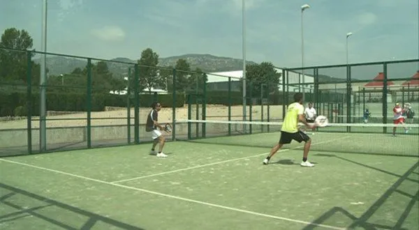 Esportiu Aster - Padel Vandellós - centro deportivo en Vandellós i l Hospitalet de l Infant