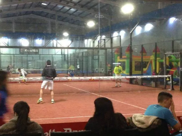 Get Indoor Pádel - centro deportivo en Getafe