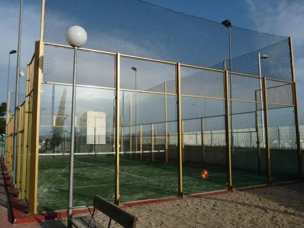 Instalaciones Deportivas De La Universidad De Jaén - centro deportivo en Jaén