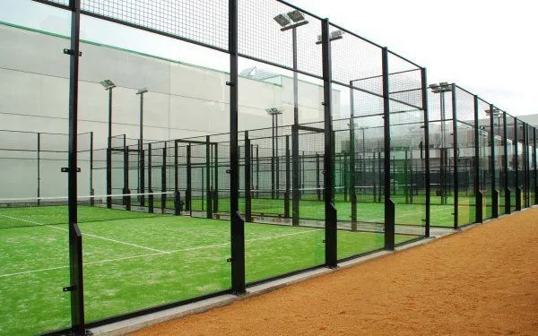 Mb Padel Outdoor Barcelona Mercabarna - centro deportivo en Barcelona