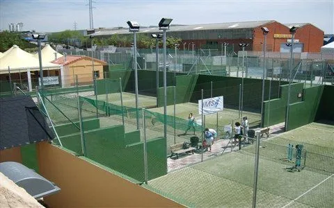 Novopadel - centro deportivo en Móstoles