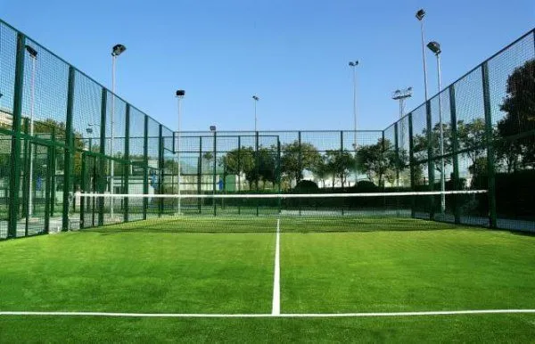 O2 Centro Wellness Piscinas Sevilla - centro deportivo en Sevilla