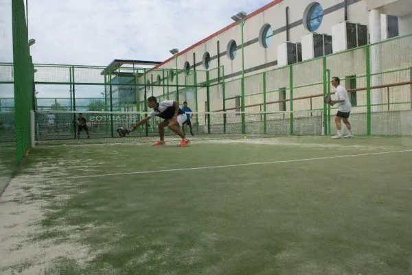 Pabellón Polideportivo De La Luz - centro deportivo en Tres Cantos