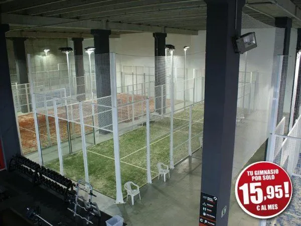 Padel Basic-fit Terrassa - centro deportivo en Terrassa