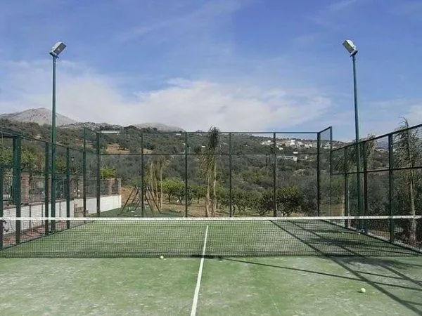Pádel Casa Rural Loma De Moya - centro deportivo en Periana