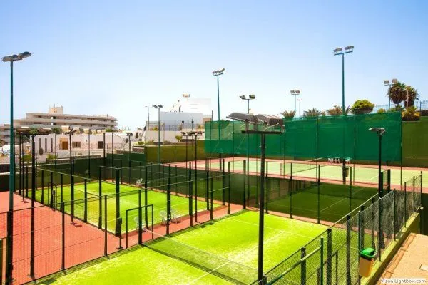 Padel Costa Sal - centro deportivo en Tías