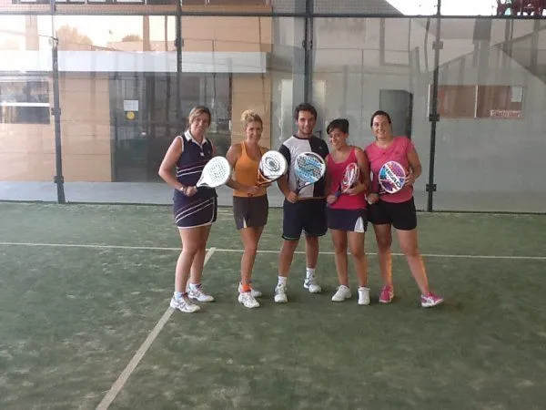 Padel Itálica - centro deportivo en Salteras