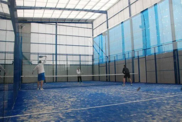 Padel La Sagra - centro deportivo en Yuncler