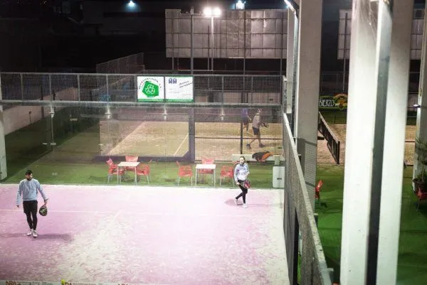 Padel Lacy - centro deportivo en Elda