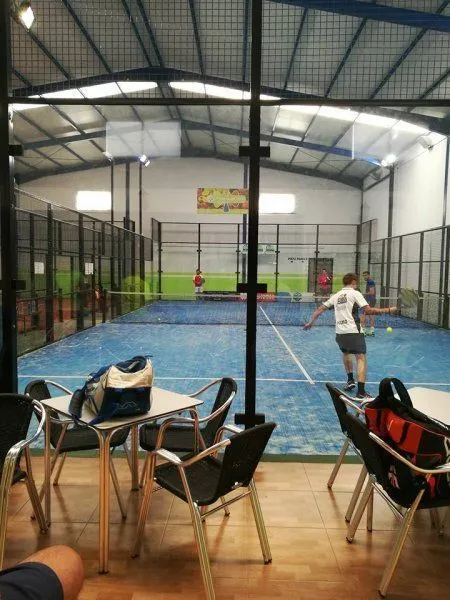 Padel Medina Indoor - centro deportivo en Medina-Sidonia
