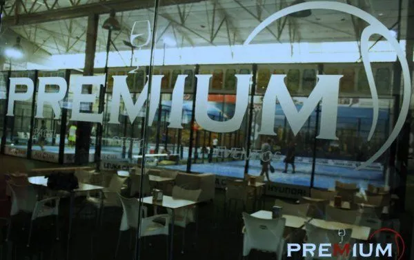 Padel Premium Alicante - centro deportivo en Alacant