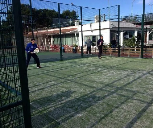 Pàdel Riudoms - centro deportivo en Riudoms