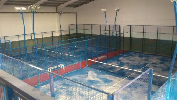 Padel X3 Escalonilla - centro deportivo en Escalonilla