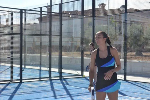 Pistas De Pádel De Cobisa - centro deportivo en Toledo