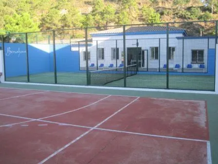 Polideportivo Municipal Benahavis - centro deportivo en Benahavís