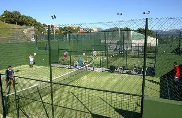Real Club Náutico De Vigo - centro deportivo en Vigo