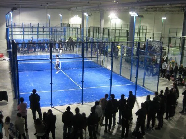 Ribera Padel Indoor - centro deportivo en Tudela