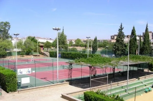 Río Grande - centro deportivo en Mairena del Aljarafe
