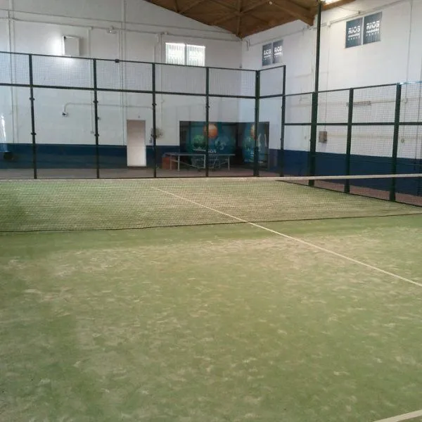 Rios Padel Club - centro deportivo en Ribaforada